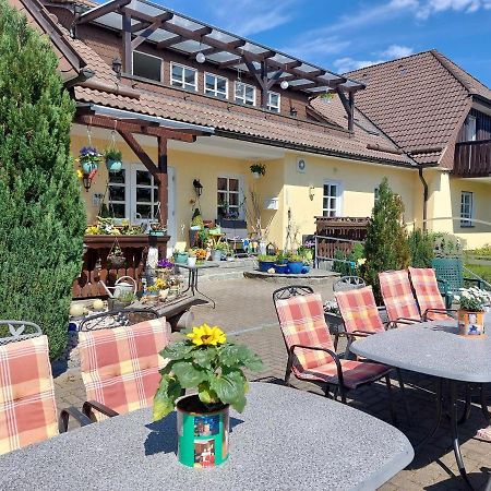 Hotel Zum Poppschen Gut Olbernhau Exterior foto